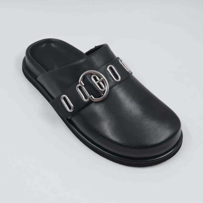 Chain Loafer Chunky Black Clogs