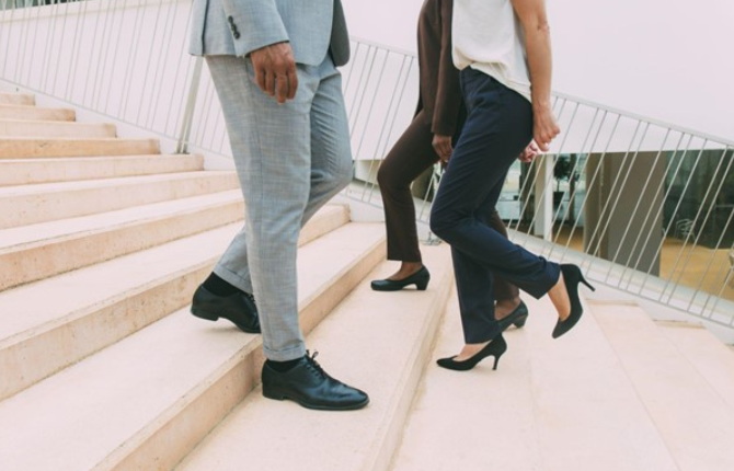 Men Shoes Women Shoes_3