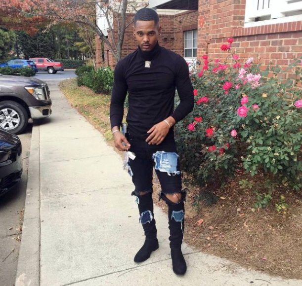 What Do Black Chelsea Boots Go With?