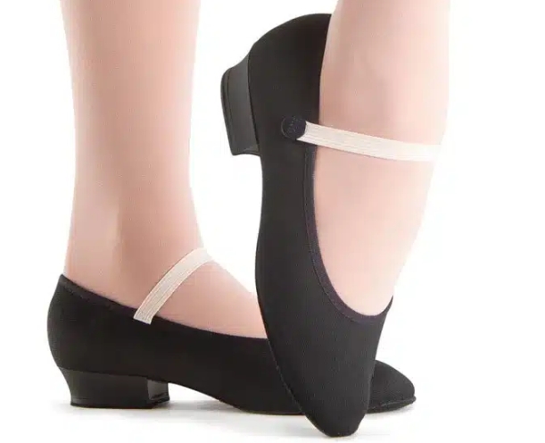 Do Women Wear Socks with Ballroom Dance Shoes?