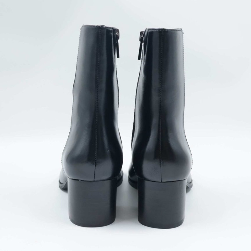 Wax Leather Block Mid-heel