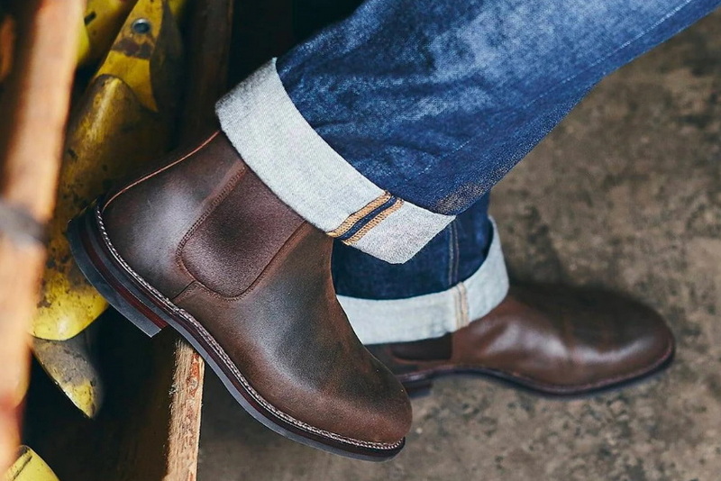 Jeans with Chelsea Boots_3