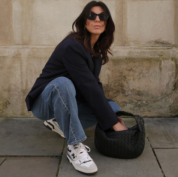Gym Shoes with Jeans_3