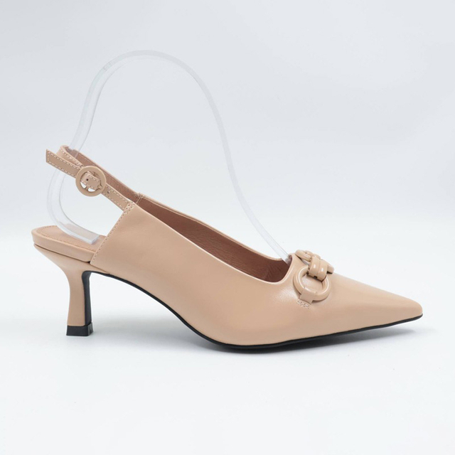Kitten Heel Leather Pump