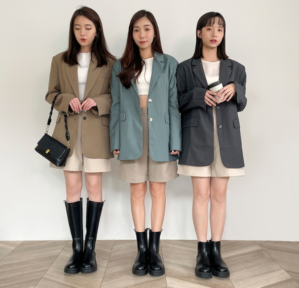 How To Wear Chelsea Boots Female?
