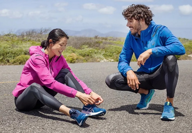 Can Women Wear Mens Asics Running Shoes?