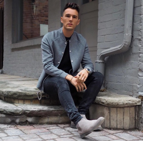 How To Wear Hunter Chelsea Boots?