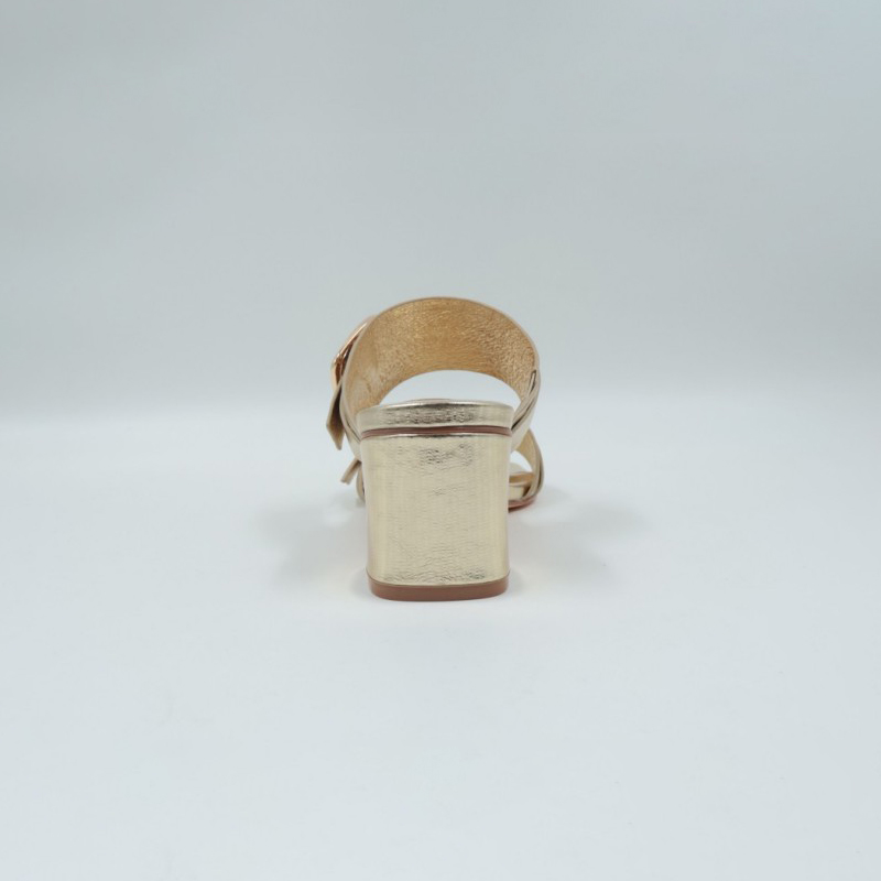 Buckle Cuba Medium Heel Gold
