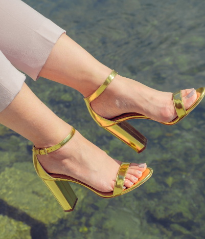 Gold Shoes_1
