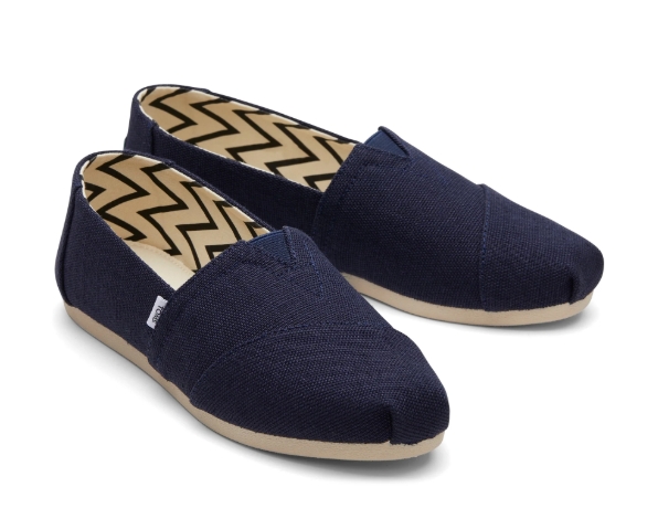 Do Toms Shoes for Women Come in Wide Width?