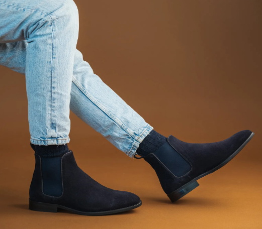 What Trousers Go with Chelsea Boots?