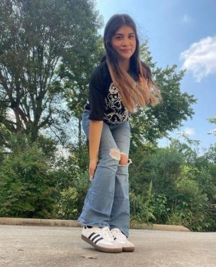Women&rsquo;s Fashion Youth Size Shoes vs Adult Shoes