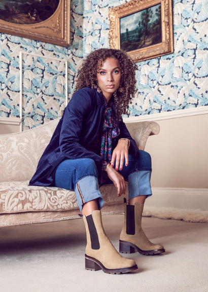 Chelsea Boots_16