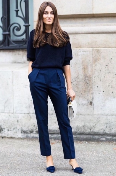 Can Black Shoes Be Worn with Blue Pants