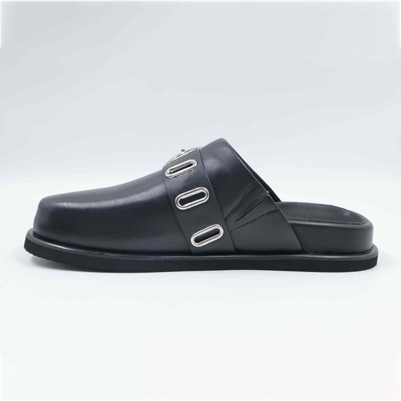 Chain Loafer Chunky Black Clogs