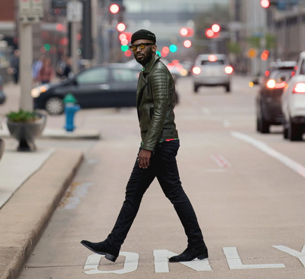 How To Style Black Suede Chelsea Boots?