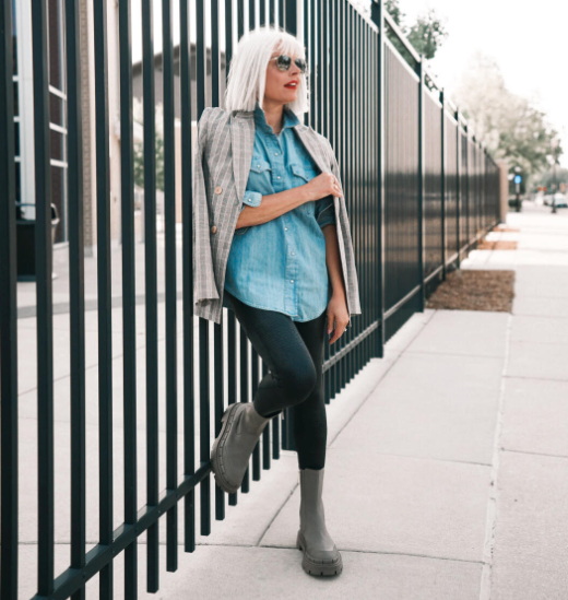 Lug Sole Chelsea Boots_1