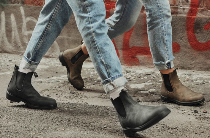 How To Style Women's Chelsea Boots?