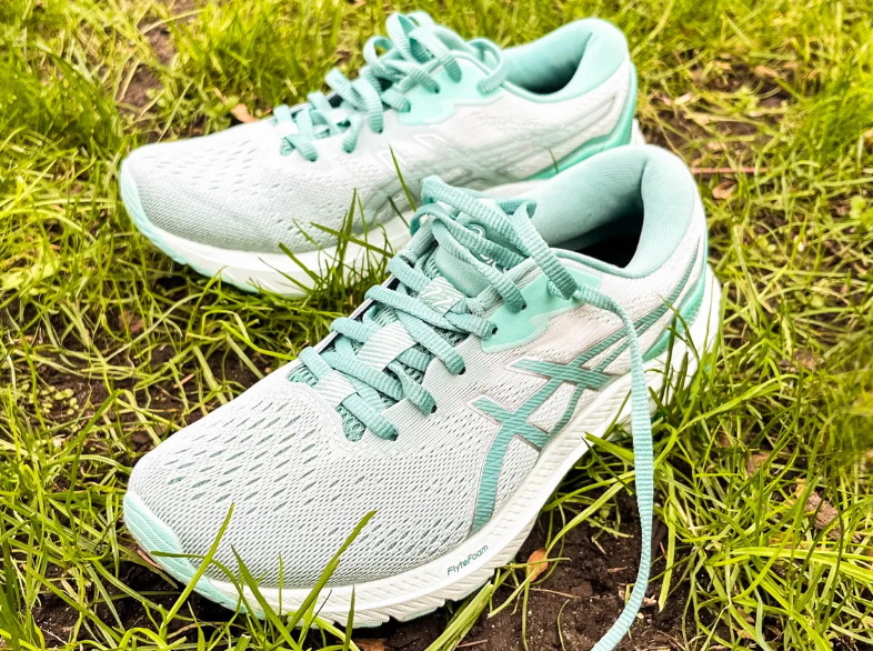 Walking Shoes_2