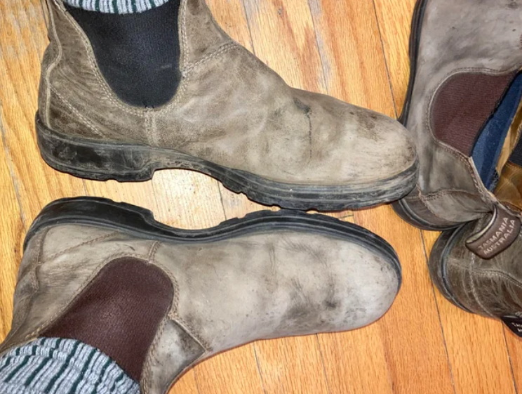 How To Remove Chelsea Boots?