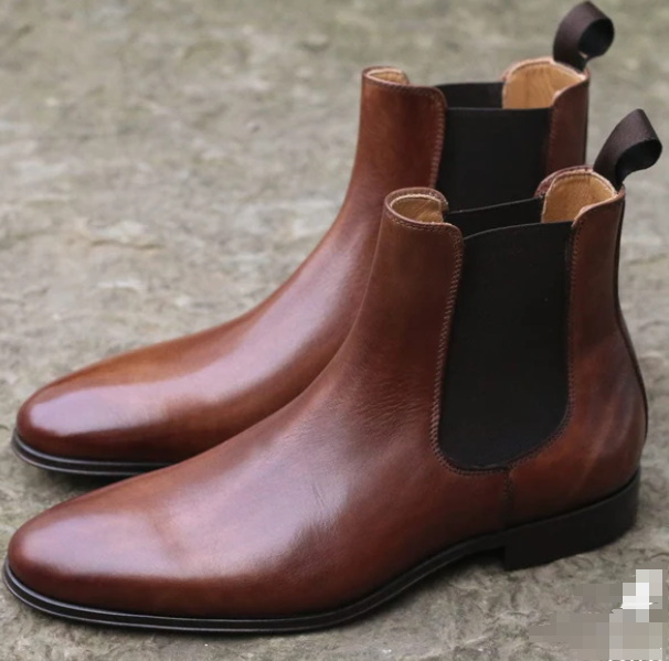 How To Put on Tight Chelsea Boots?