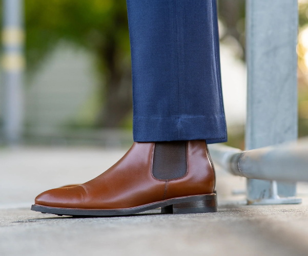 How To Wear in Dr Martens Chelsea Boots?