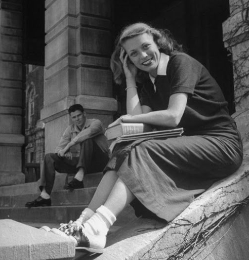 1940s White Canvas Shoe Fashion