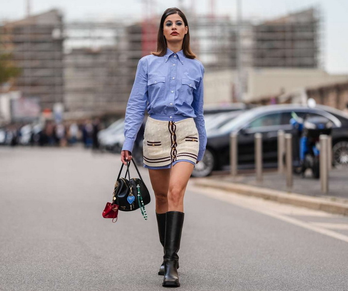 How To Style Black Leather Chelsea Boots?