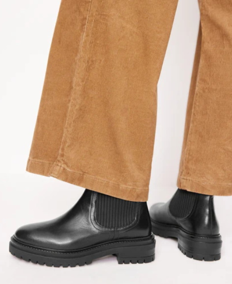 Chelsea Boots_24