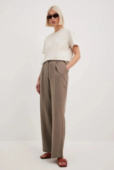 Shoes Go Well with A Wide Leg_2