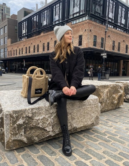 Dress Up Chelsea Boots Womens_2