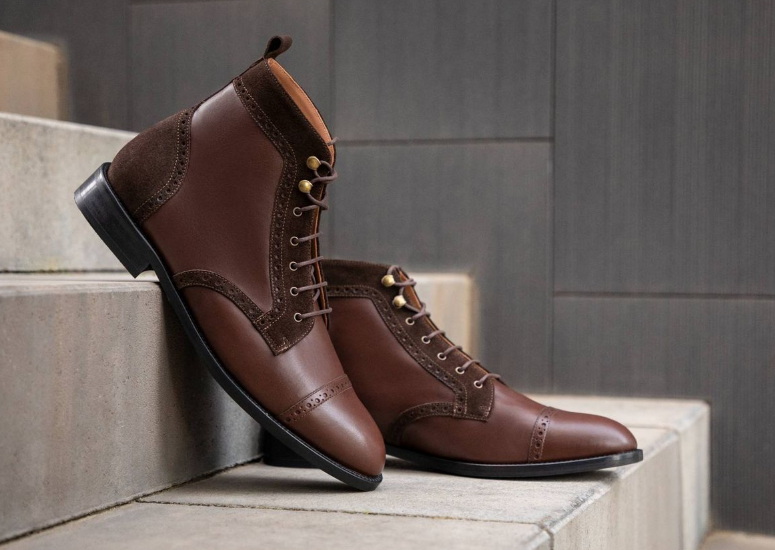 How To Style Brown Chelsea Boots Men's?