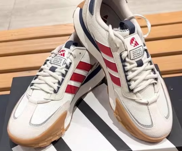 Can Women Order Mens Shoes at Adidas?
