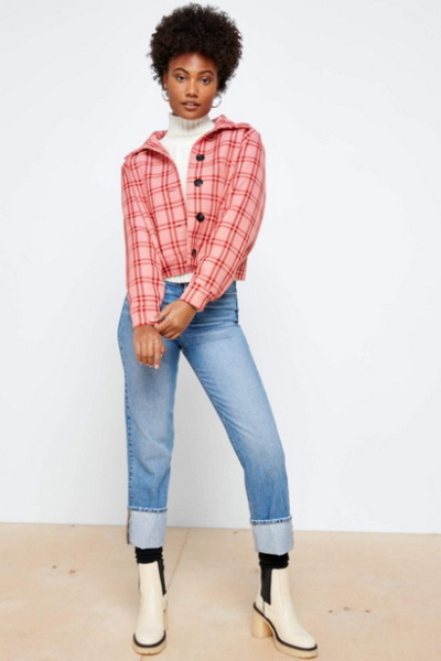 Wear Womens Chelsea Boots with Jeans_2
