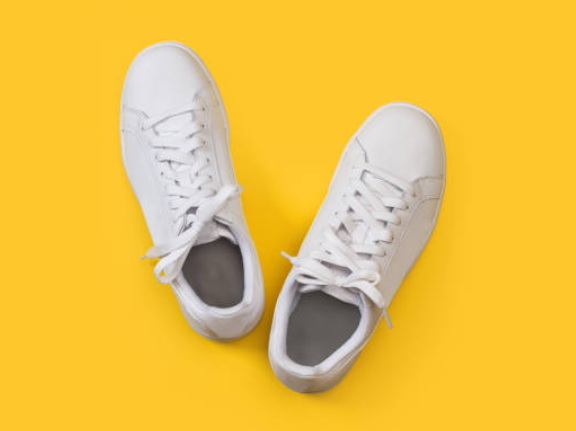 Are White Tennis Shoes in Style for Women?