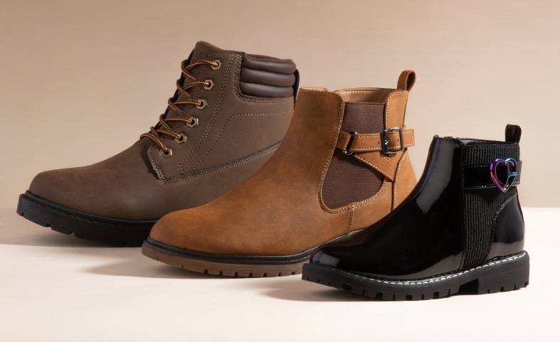 How To Properly Wear Chelsea Boots?