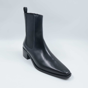 Block Heeled Black Boots 