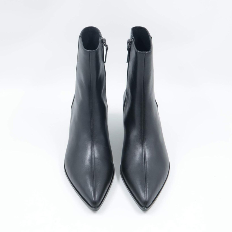 Leather Black Heel Boots with Zip