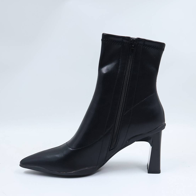 Leather Block Mid-heel
