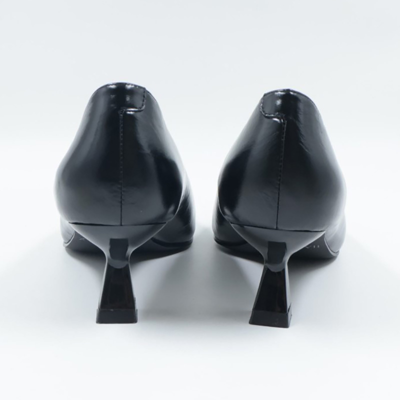 Wax Leather Slip on Heeled Court Shoe